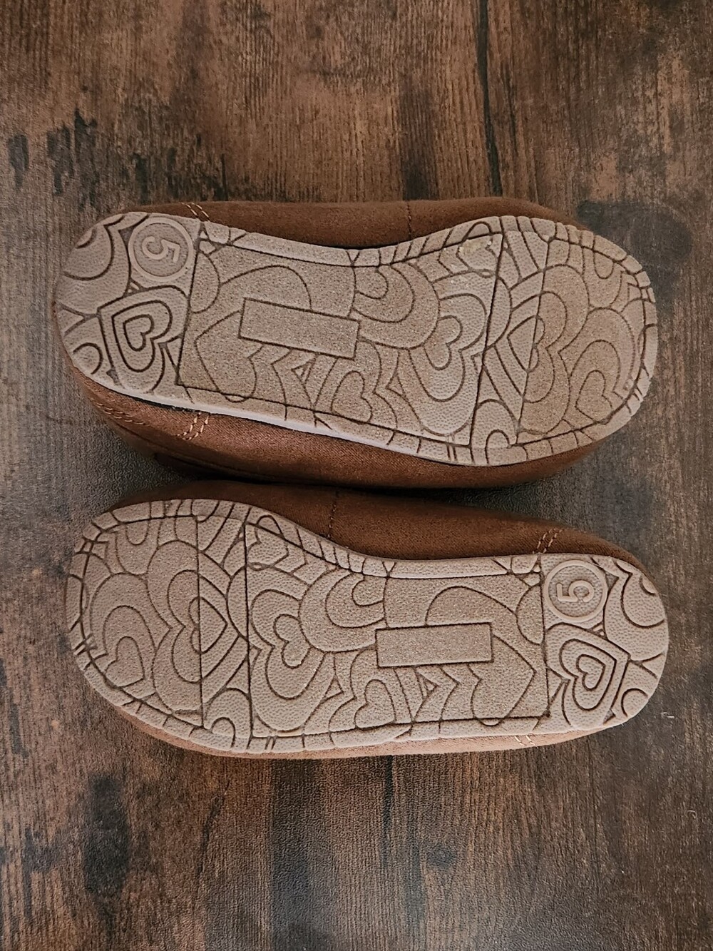 Cat & Jack Brown Faux-Suede Kids Moccasin Slippers - Picture 2 of 2